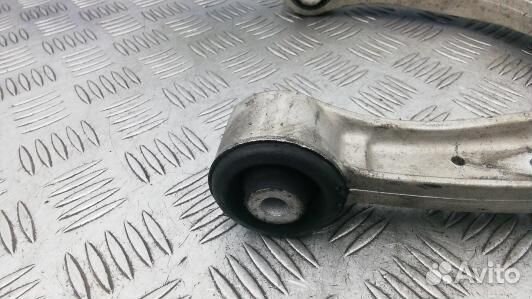 Рычаг передний верхний левый BMW 7 F01 (4BA07O401)