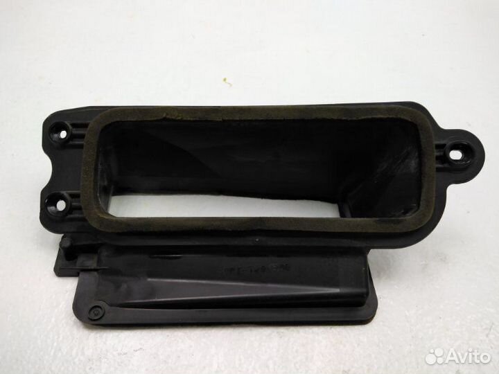 Воздухозаборник левый Geely Emgrand EC7 2008-2016