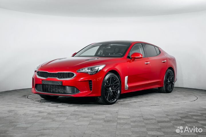 Kia Stinger 2.0 AT, 2019, 84 120 км