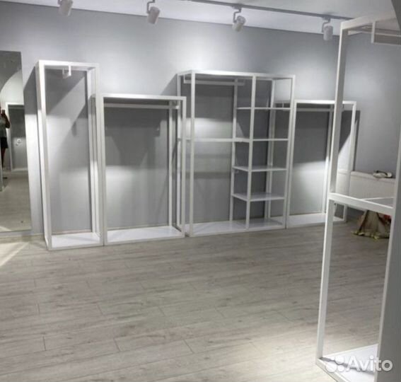 Стойка ресепшн вешалка поимерочная зеркало