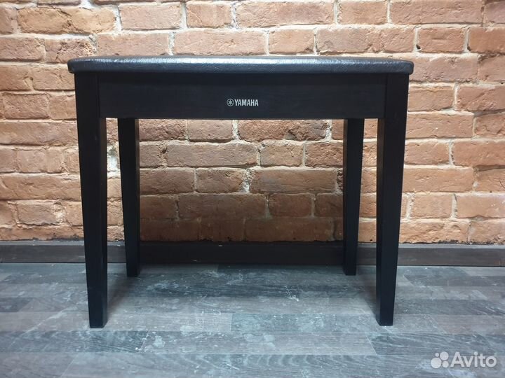 Стул, банккетка для пианино Yamaha