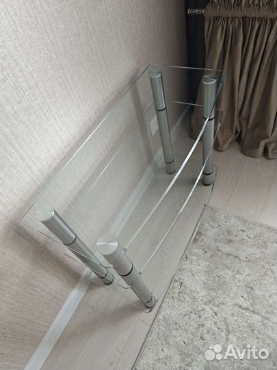 Стеклянная тумба под тв