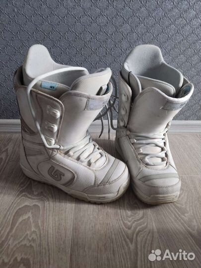 Сноуборд Salomon Lotus 2011/2012