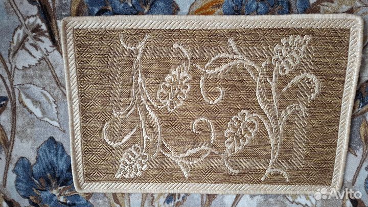 Коврик прикроватный новый