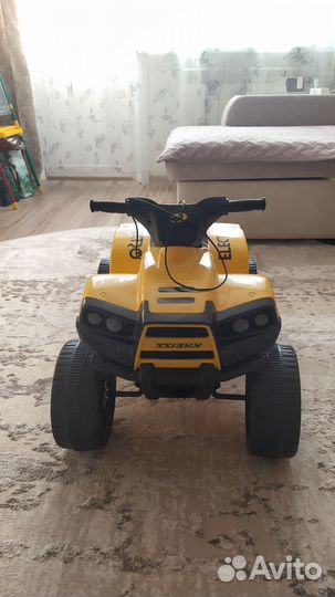 Детский квадроцикл на аккумуляторе