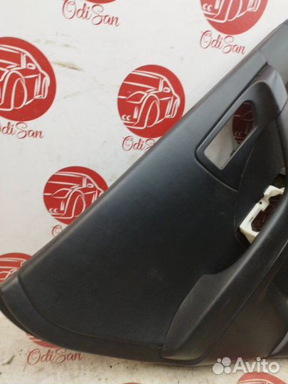 Обшивка двери карта задняя левая Nissan Murano Z50