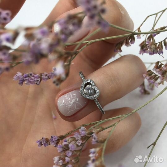 Маникюр, педикюр