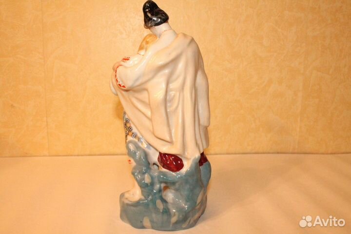 Статуэтка майская ночь