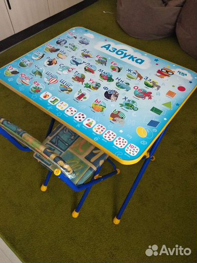 Детский стол и стул