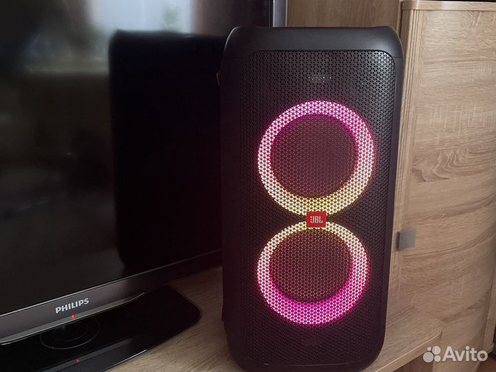 Аренда портативной колонки JBL Party Box 100