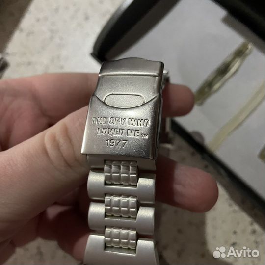 Часы Swatch 007 (2001 exclusive)