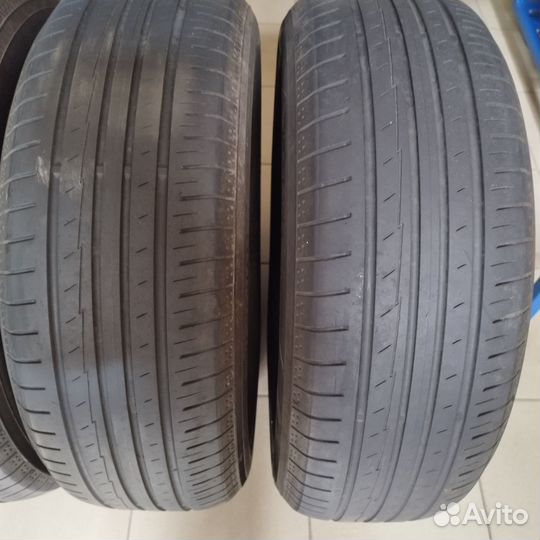 Yokohama BluEarth AE50 215/65 R17 99V