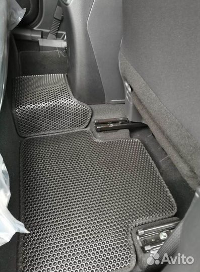 Коврики в машину eva