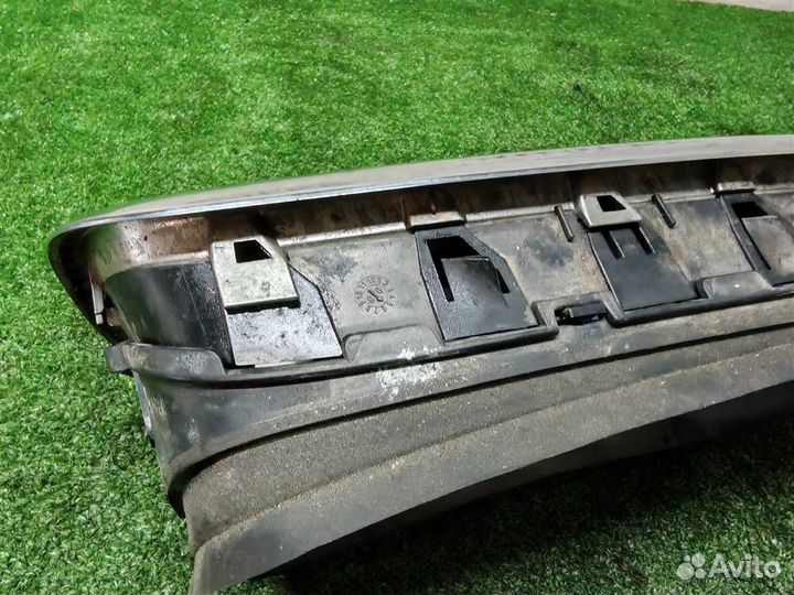 Решетка радиатора правая BMW X5 E70 2007-2013