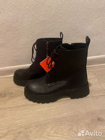 Ботинки женские