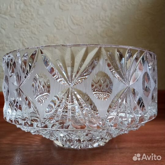 Вазы хрустальные парные