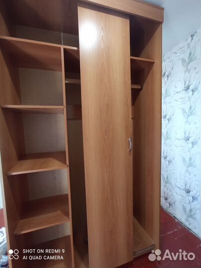 Шкаф купе с зеркалом