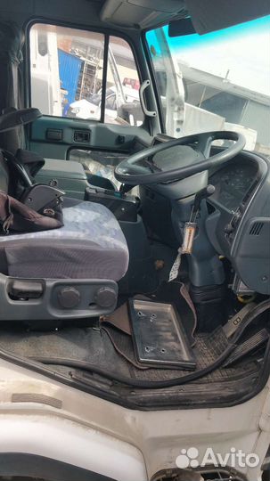 Кабина Nissan Diesel MK36 MK37 MK210 MK211 MK25