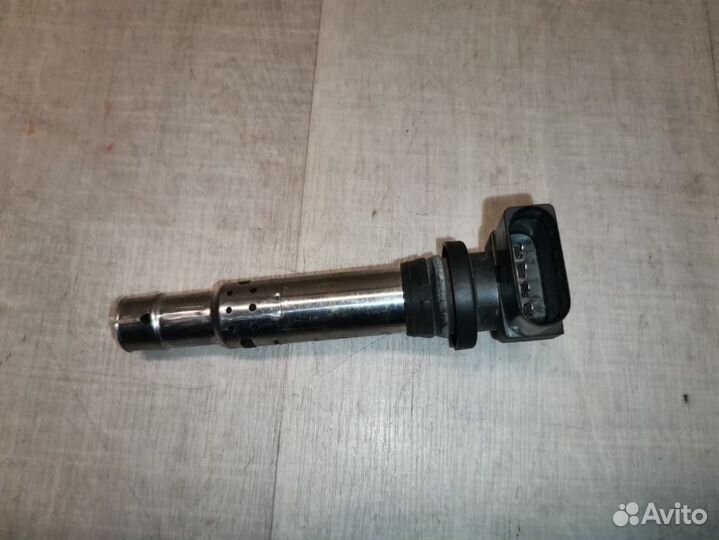Катушка зажигания Volkswagen Golf 5 1.4 BUD 2008