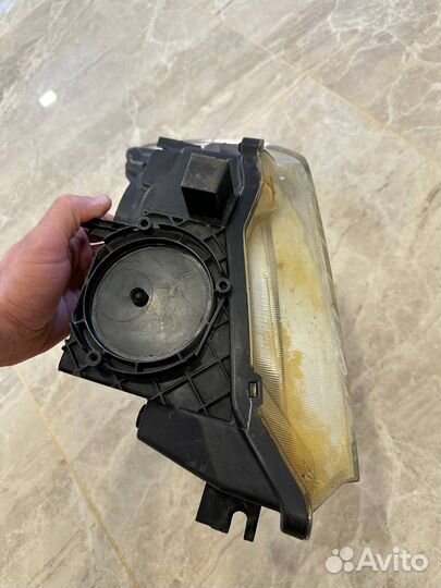 Фара правая Nissan Pathfinder R51 оригинал