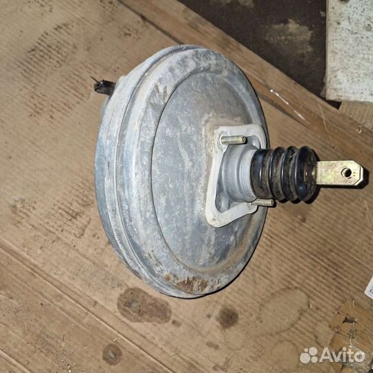 Главный тормозной цилиндр mercedes w202