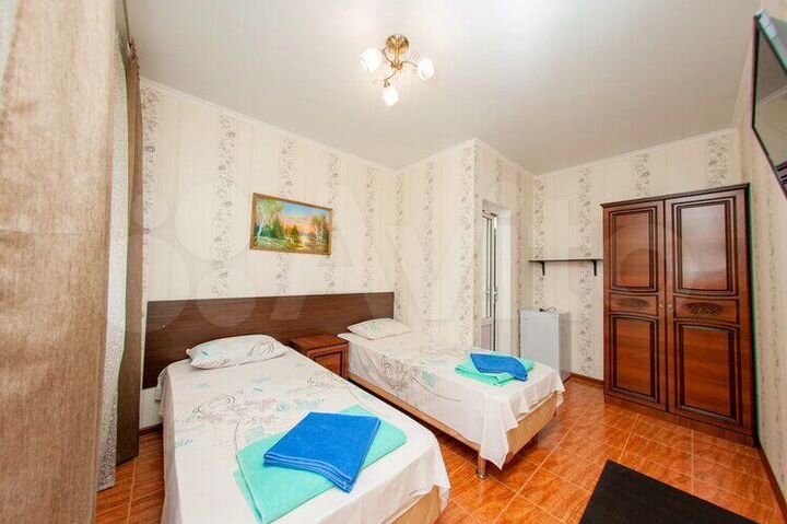 Комната 13 м² в 5-к., 1/2 эт.