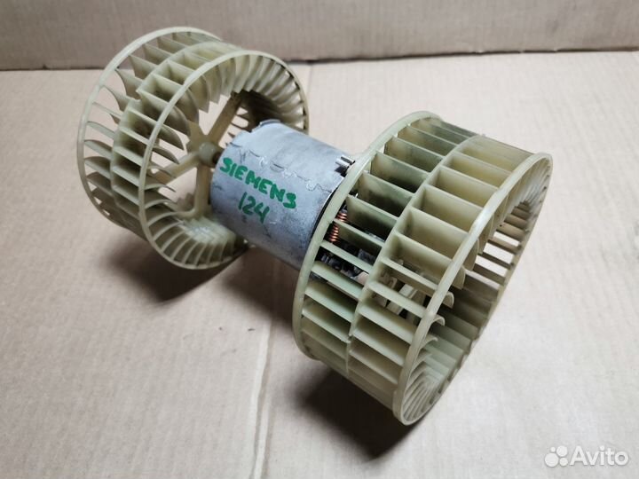 Моторчик Siemens печки на Mercedes W124