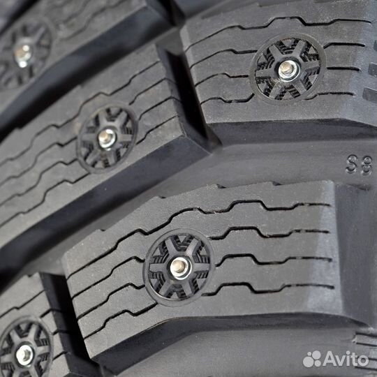 Michelin X-Ice North 4 225/45 R19 96T