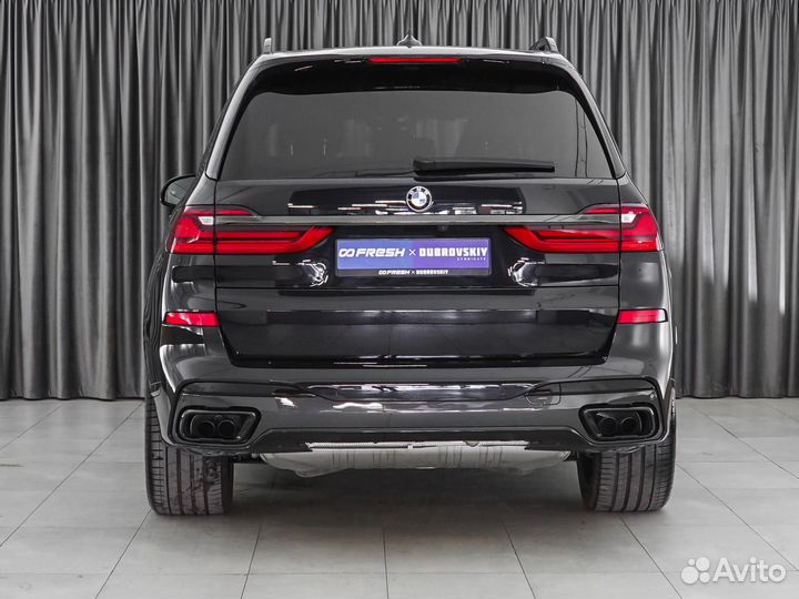 BMW X7 4.4 AT, 2021, 4 890 км