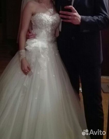 Свадебное платье