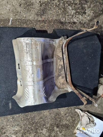 Термоэкран Nissan Juke F15 1.6 DDT 2011