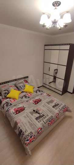 2-к. квартира, 73 м², 3/15 эт.