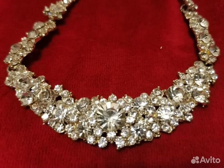 Колье и серьги