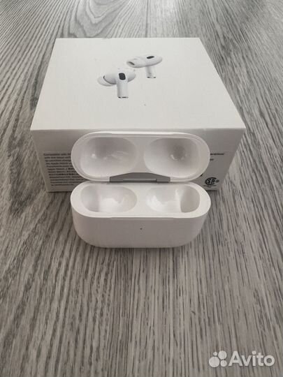 Apple airpods pro 2 2022 (зарядный кейс)
