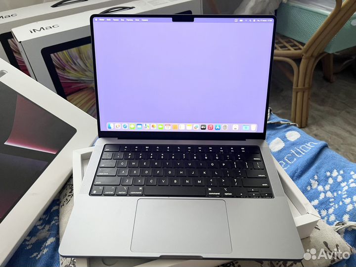 Macbook Pro 14 (M2 Pro) 2023 На гарантии Комплект