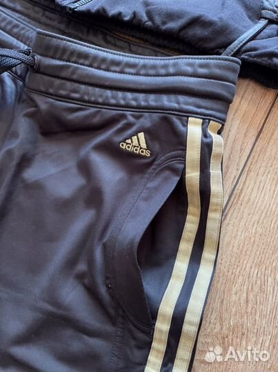 Спортивный костюм adidas