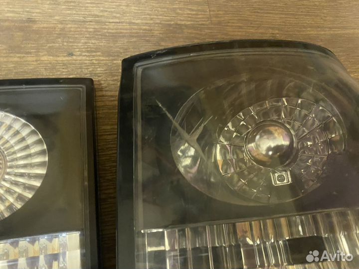 Фонари задние Toyota Land Cruiser 100