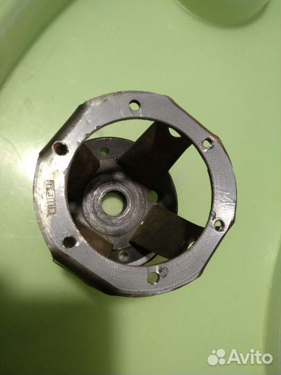 Адаптер/проставка спортивного руля momo