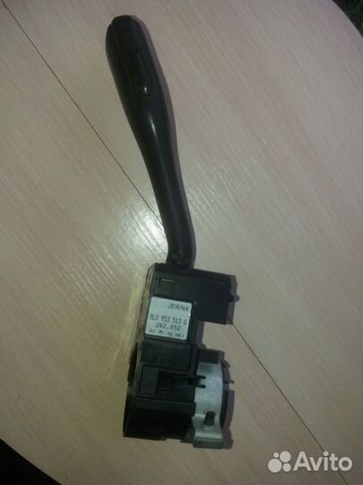 Подрулевой переключатель поворотов