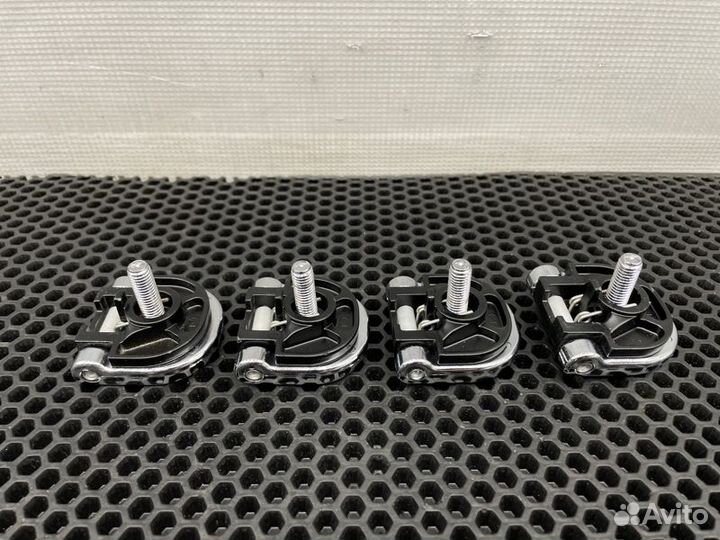 Кронштейн Land Rover Range Rover Sport L320 AJ133