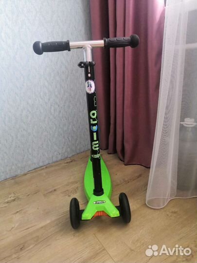 Самокат maxi micro