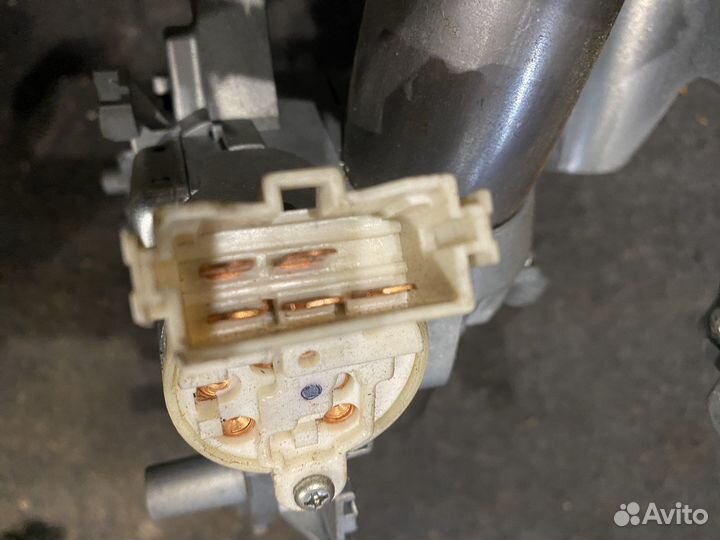 Замок зажигания Mitsubishi lancer 1.5