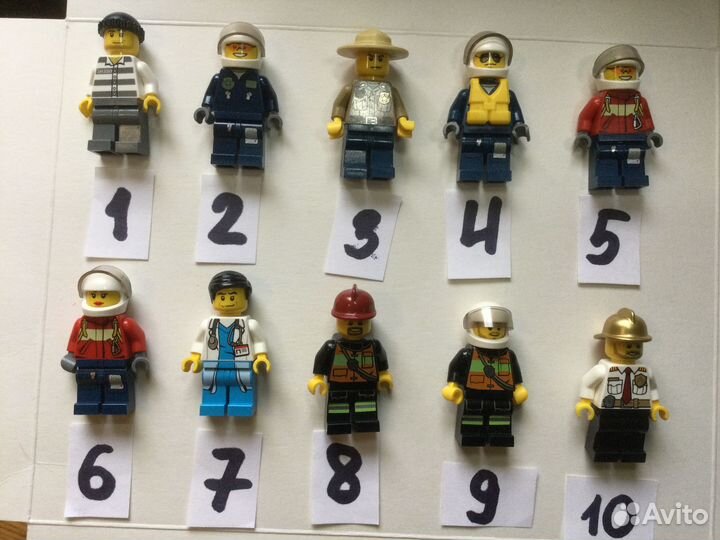 Минифигурки Lego City/Town