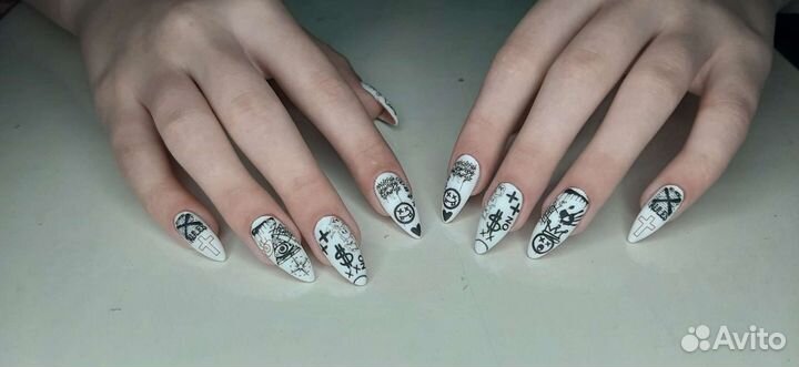 Мастер маникюра и педикюра