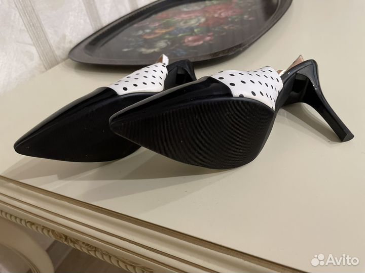 Босоножки женские 39 размер