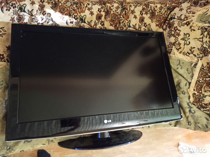 Телевизор LG 37 ld425