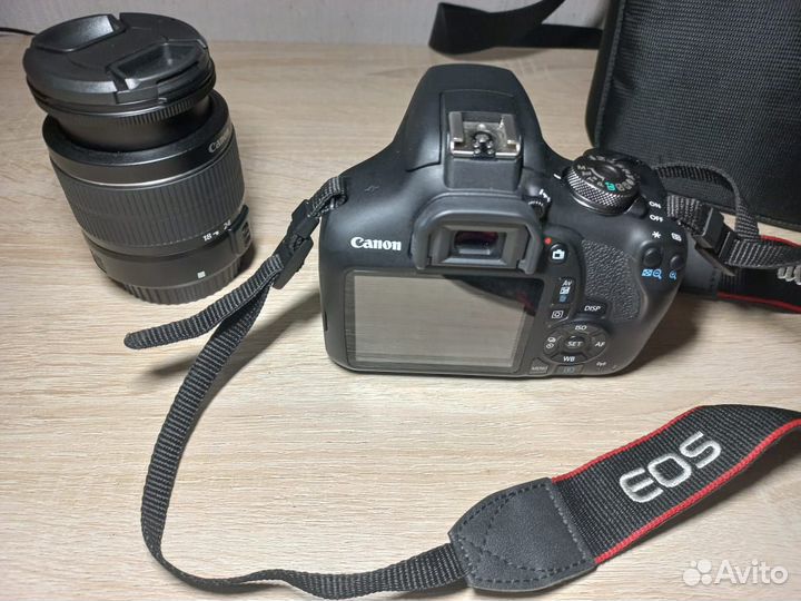 Зеркальный фотоаппарат canon 2000d