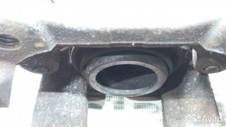 Суппорт задний левый Mercedes-Benz R-Class W251