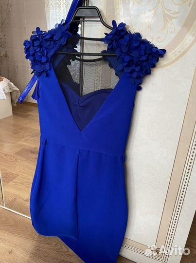 Платье вечернее