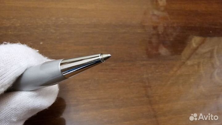 Сувенирная ручка 